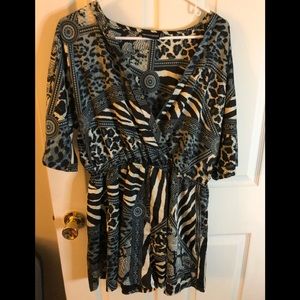 Pretty Little Things black/white Romper, size 10
